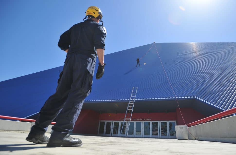 IN PICTURES: Long Beach first responders rappel down CSULB pyramid ...