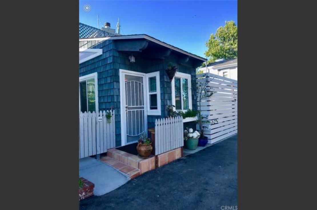 At Seal Beach Shores, you can live by the ocean on a beach bum's budget