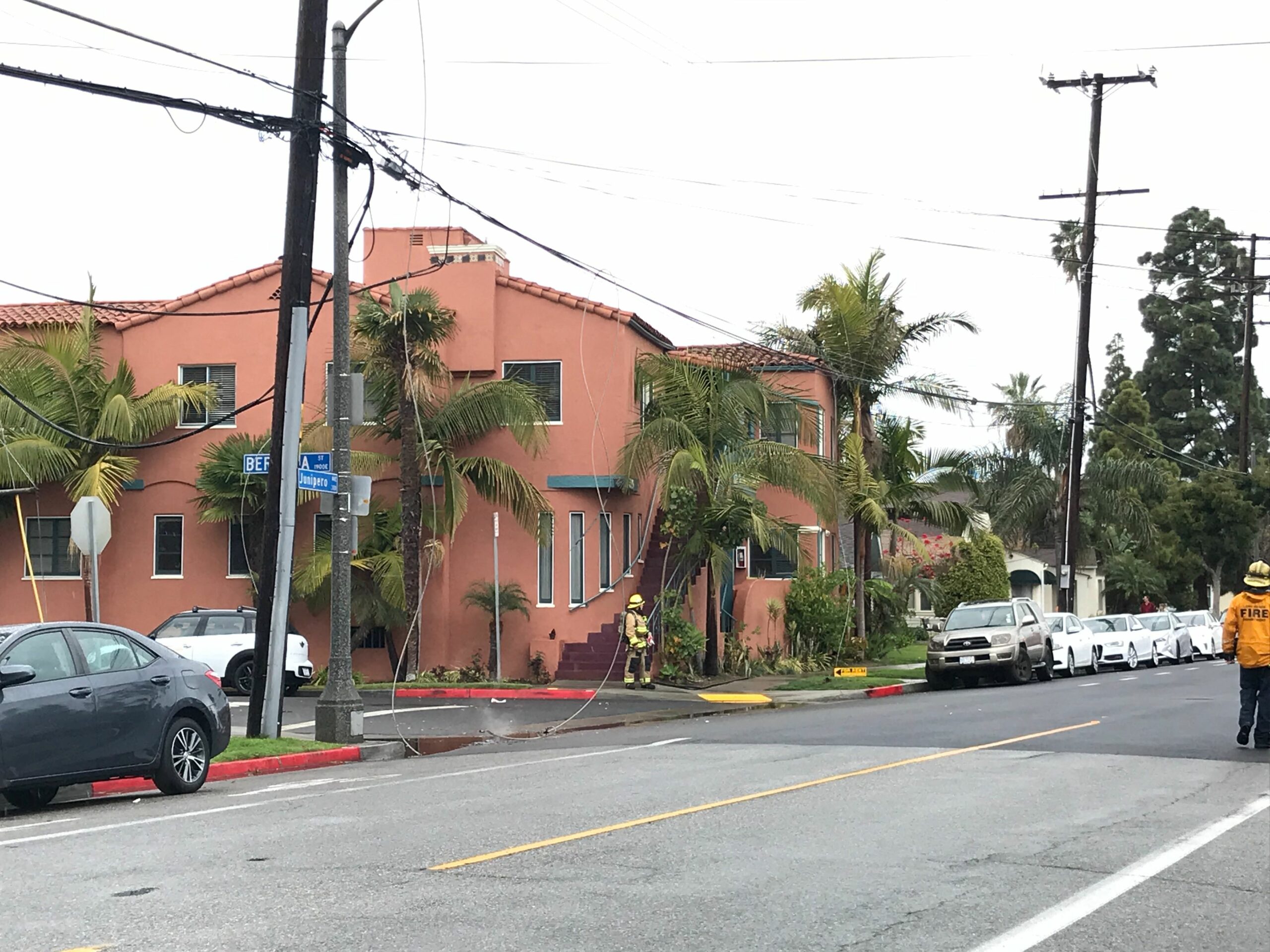 Blown transformer causes thousands to lose power in Alamitos Beach
