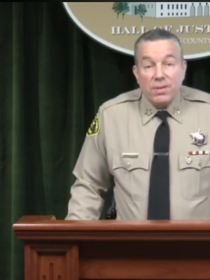 Former Sheriff Alex Villanueva will challenge Sheriff Robert Luna in upcoming primary