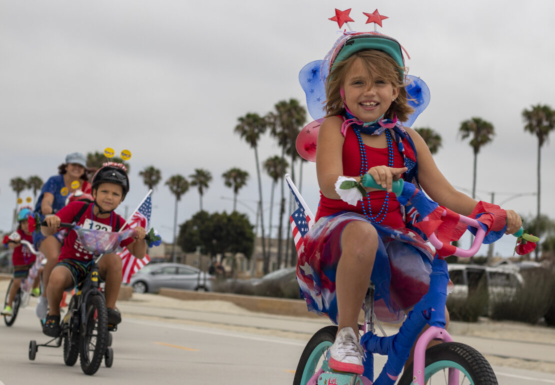 IN PICTURES Long Beach's 4th of July Kids Bike Parade returns • Long
