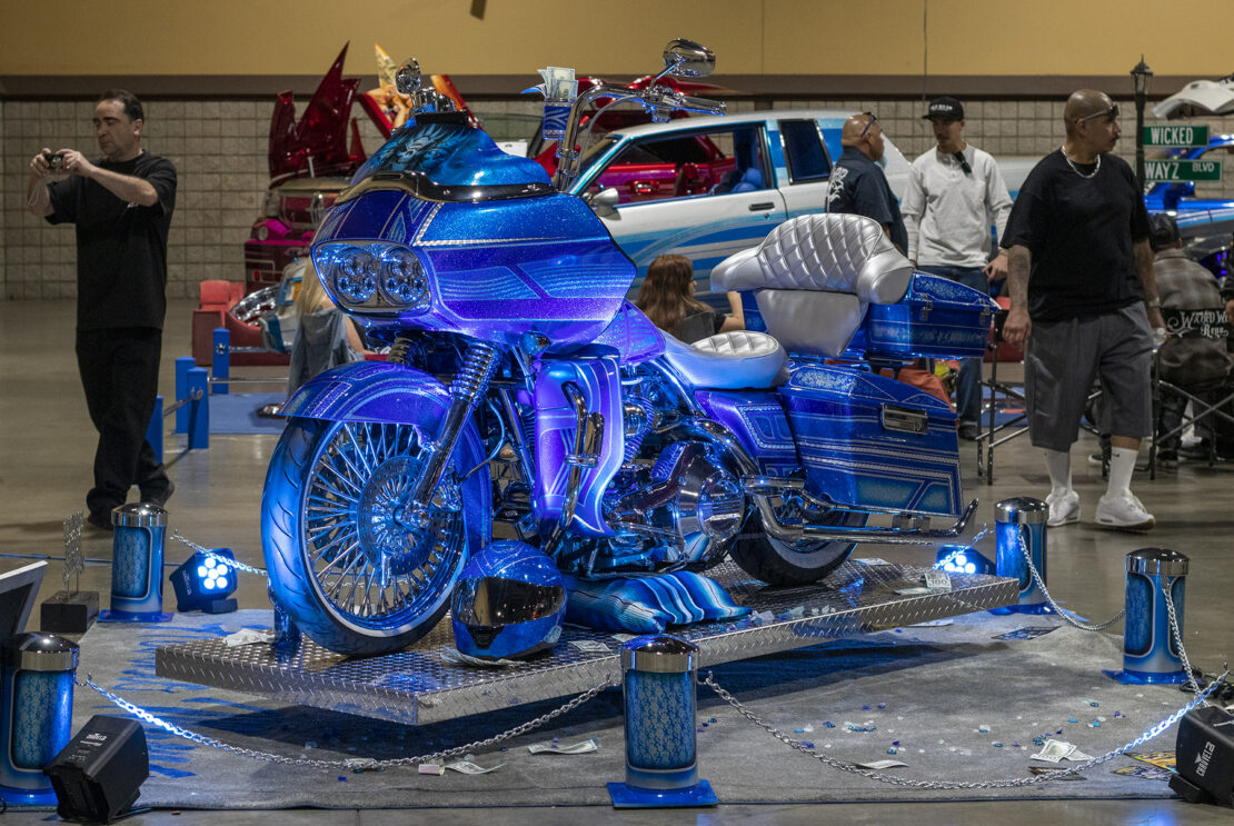 Photos: Lowriders take over at 'Super Show' convention in Long Beach ...