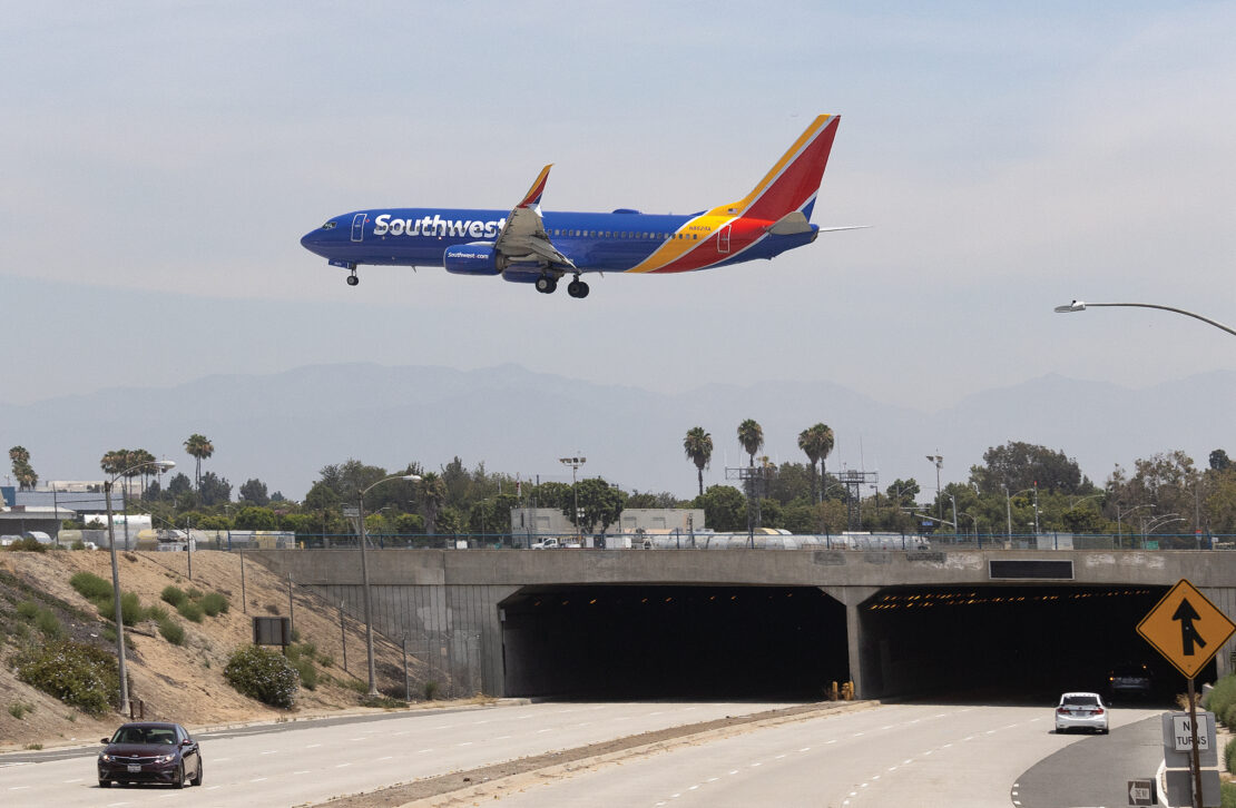 Flights cut, delayed across SoCal because of government shutdown