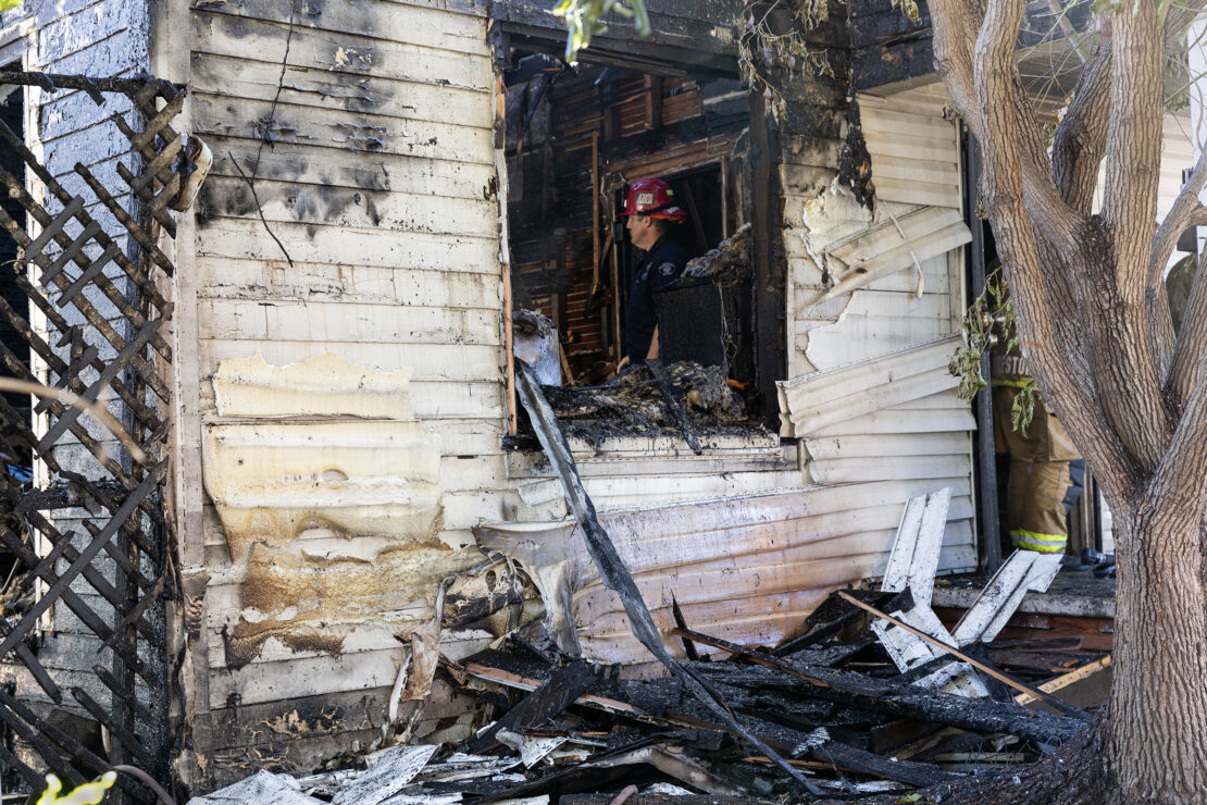 Long Beach firefighters knock down morning house fire • Long Beach Post News