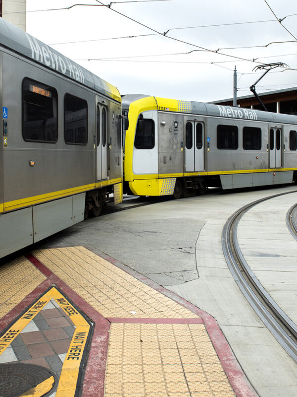 Man charged with murder in deadly stabbing on Metro train