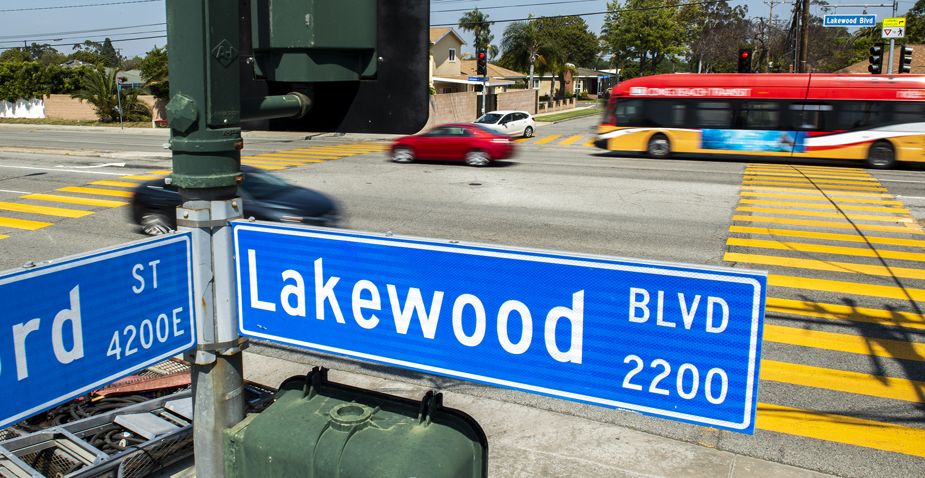 A bus makes its way along Lakewood Blvd.