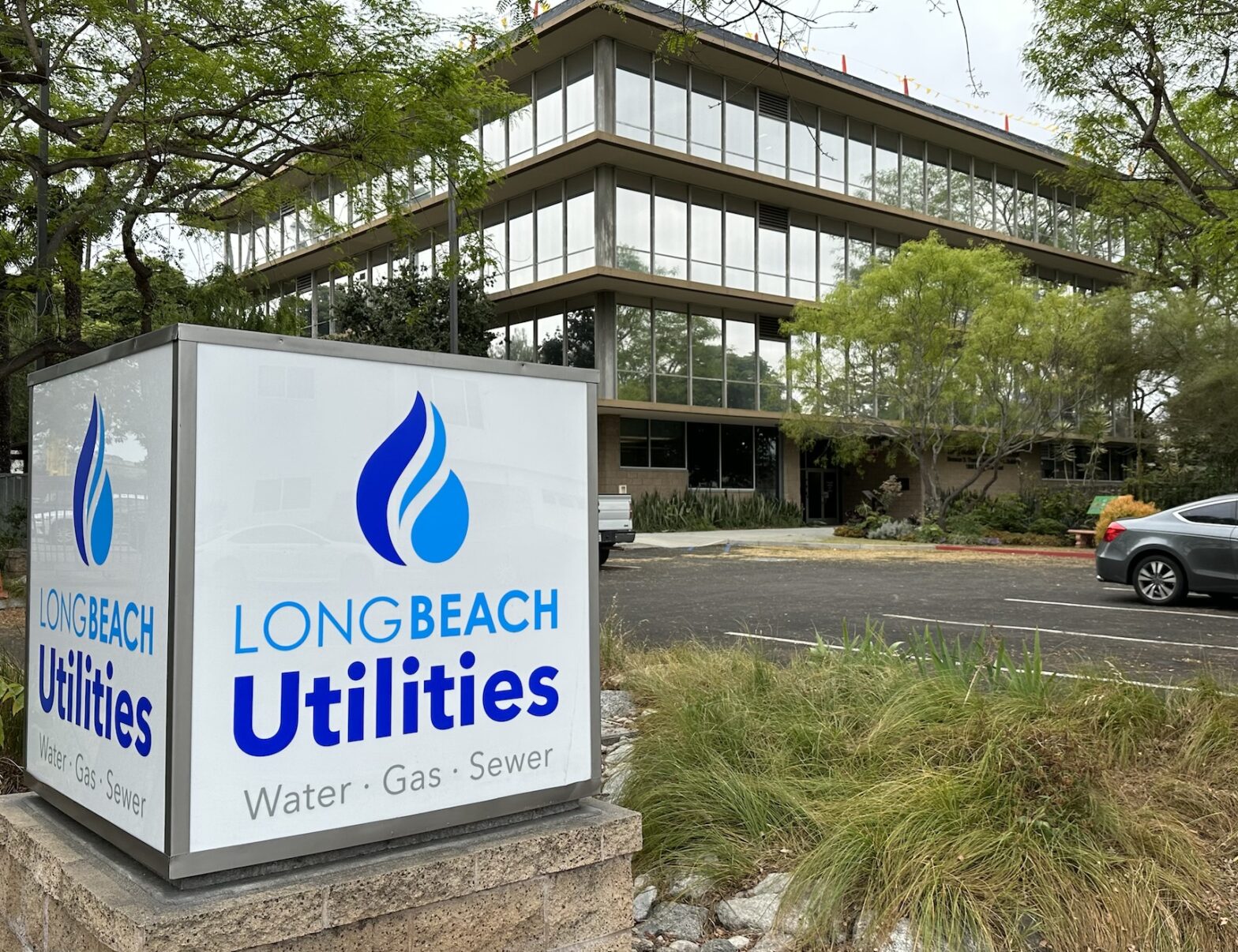 Long Beach Utilities warns of scammers impersonating city employees