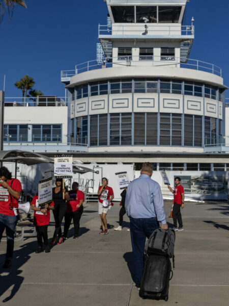 Long Beach sets $29.50 minimum wage for airport, convention center workers