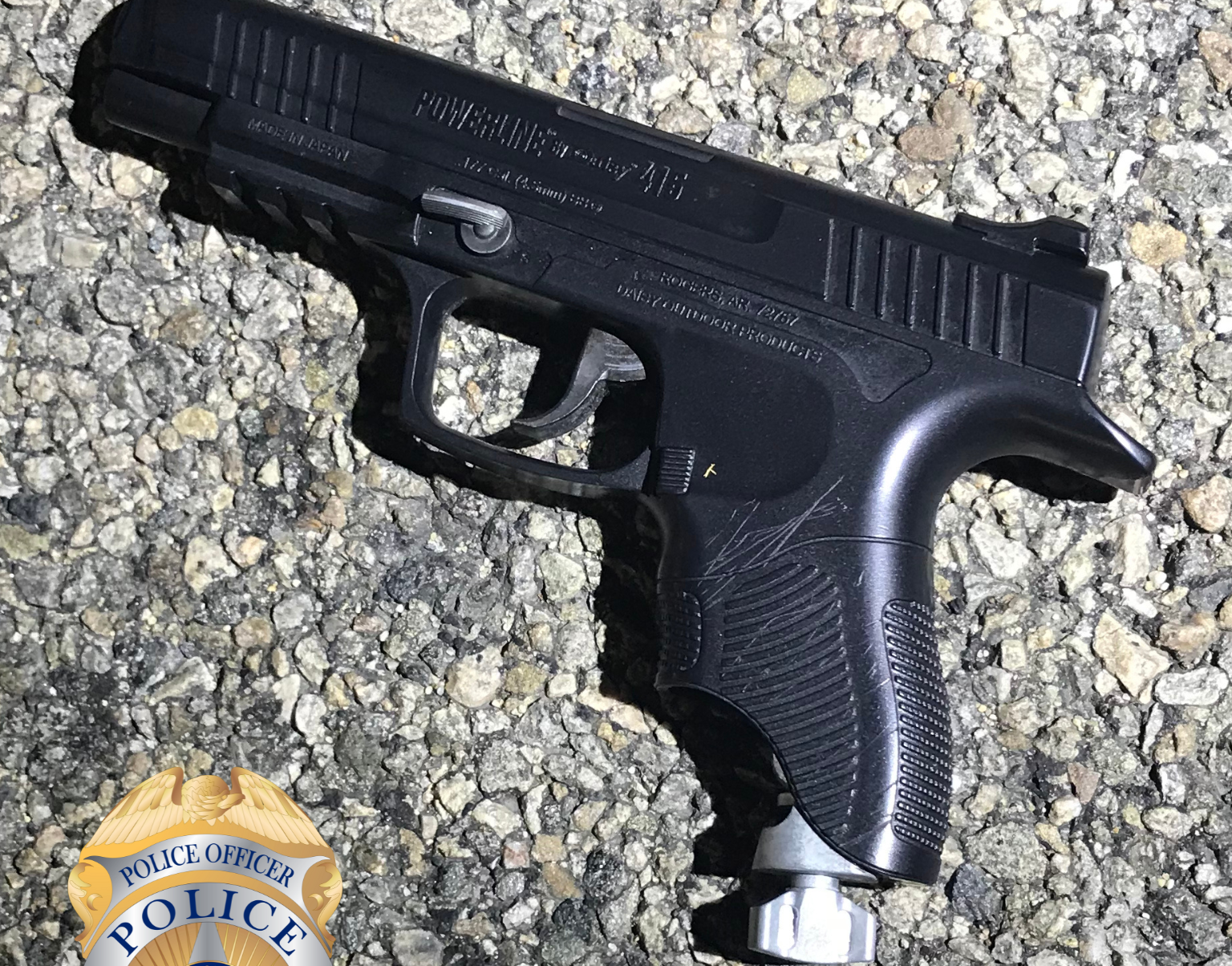 Police chase, shoot man they say pointed replica handgun at Metro ...