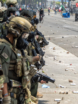 Man accused of throwing rocks at Border Patrol officers agrees to plead guilty to misdemeanor