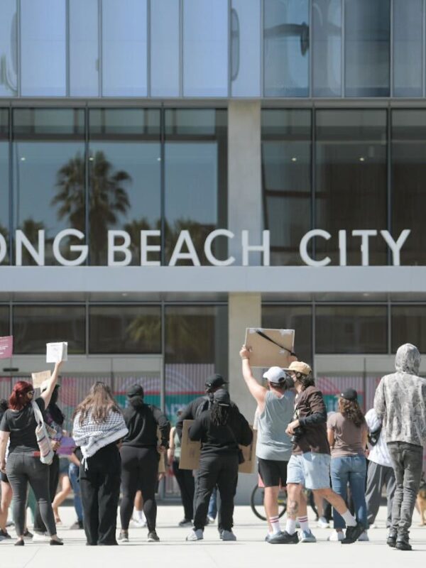 Long Beach City Council calls for impeachment of DHS Secretary Kristi Noem