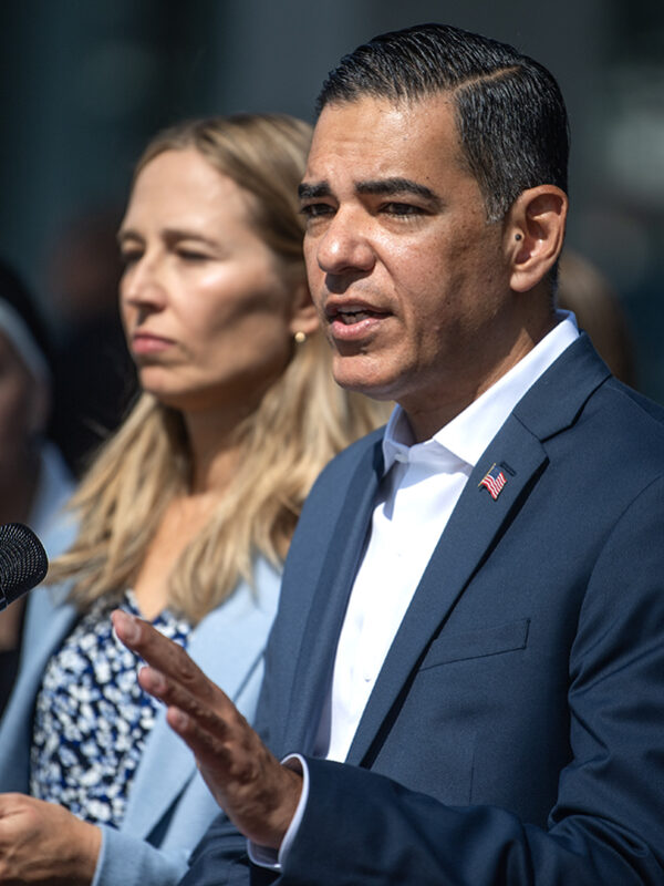 Long Beach politicians stand with Epstein sex trafficking survivor, demand full release of files