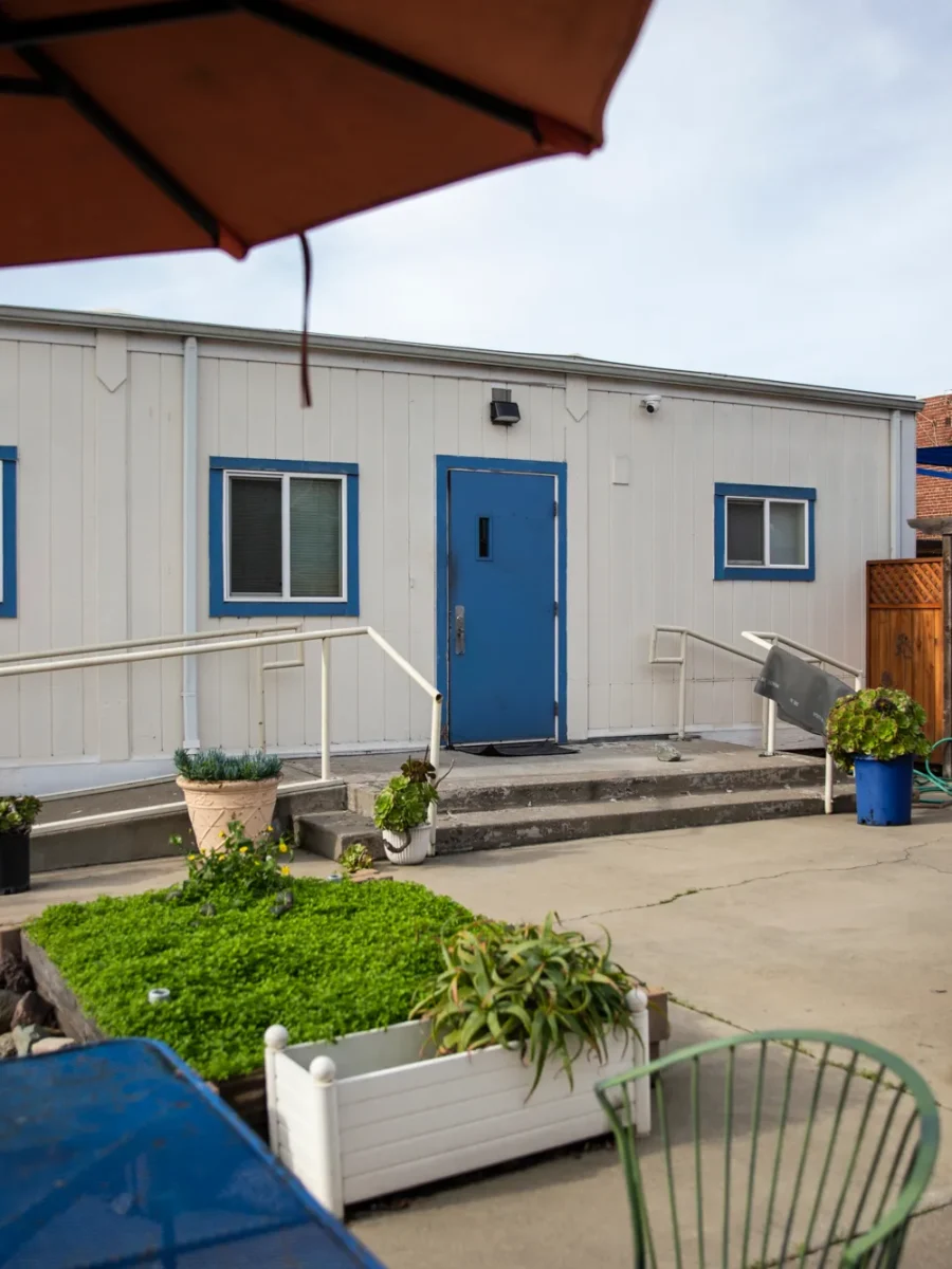 What veto drama and a Texas trip tell us about a potential shift in California’s homelessness strategy