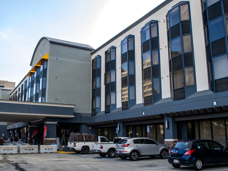 Apartments open for Long Beach’s chronically homeless 