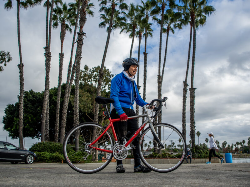 A Long Beach bicyclist rode every single day for nearly 18 years; at 79, he’s now pedaling again