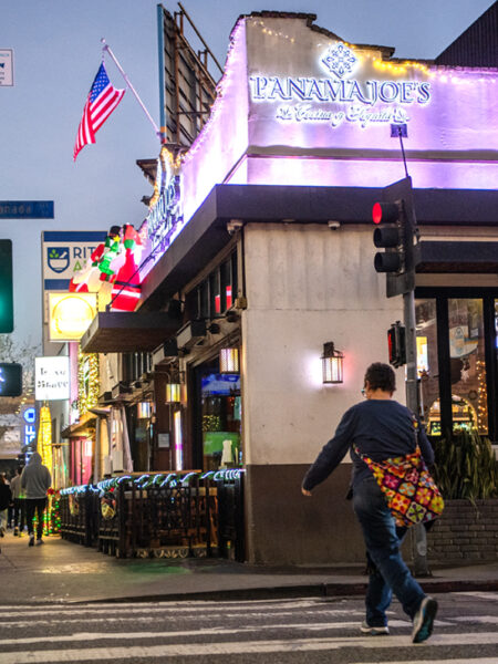 Belmont Shore says public drinking is a scourge; police hardly ever ticket it