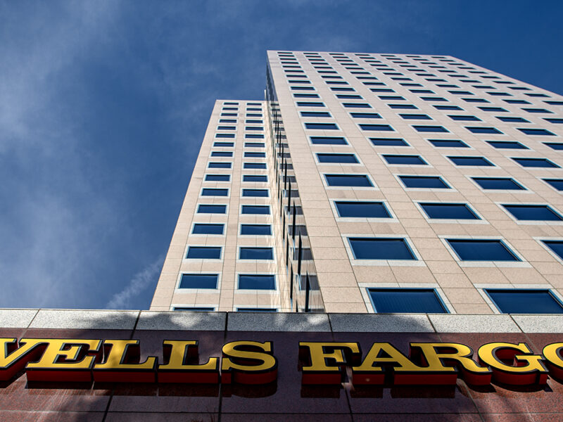 New owner plans to convert 24-story downtown office tower into apartments