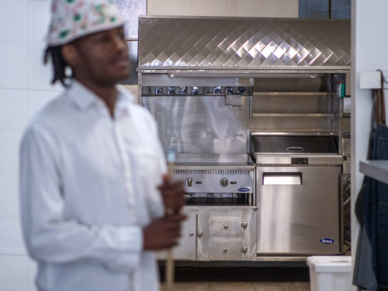 Long Beach cuts funding to free cart program for street vendors