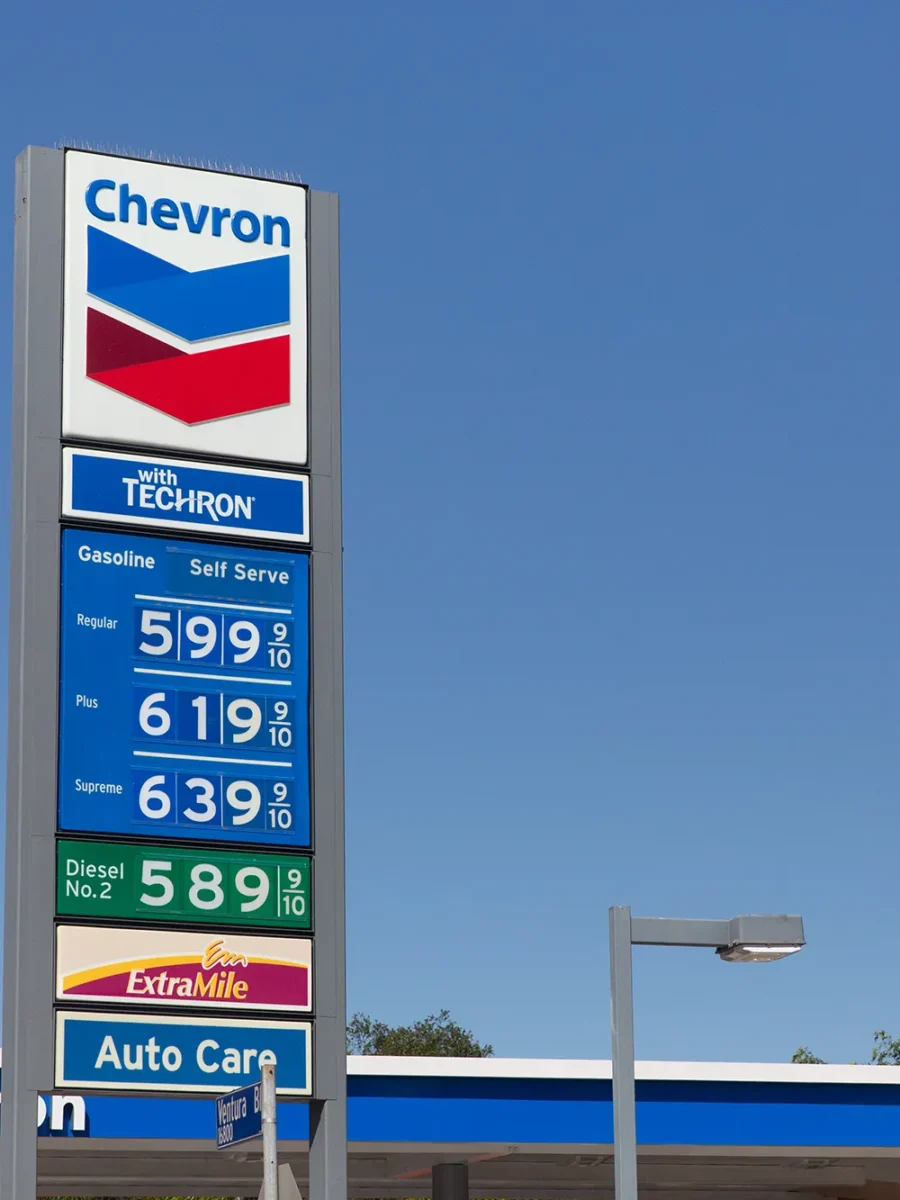 Some California Democrats pitch gas price relief as prices at the pump soar