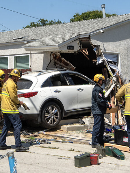 Driver arrested for DUI, 2 hurt when car crashes into North Long Beach home