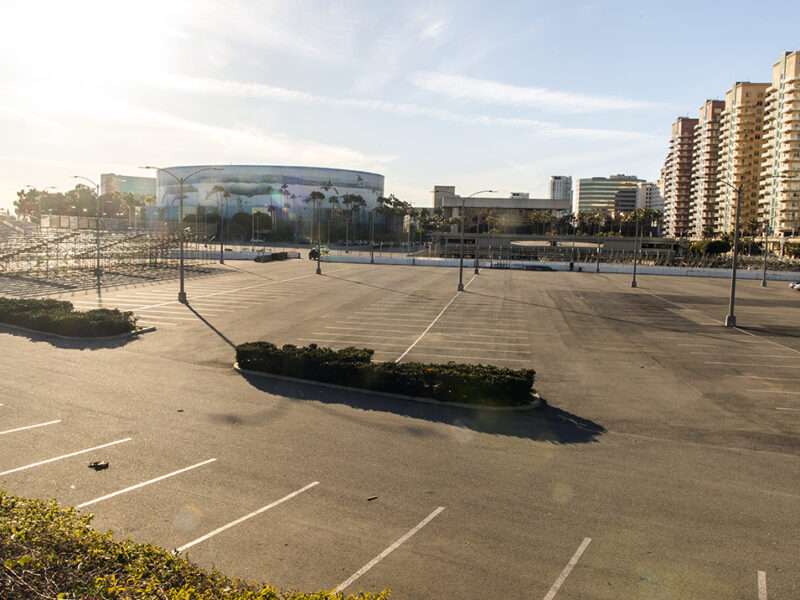 Long Beach is studying whether it can lure a pro sports team to a new downtown stadium