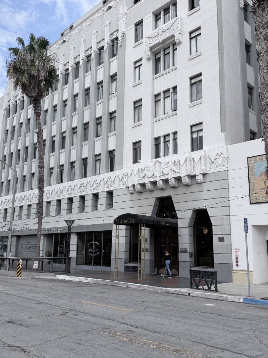 Downtown Long Beach stabbing leaves one dead, one wounded