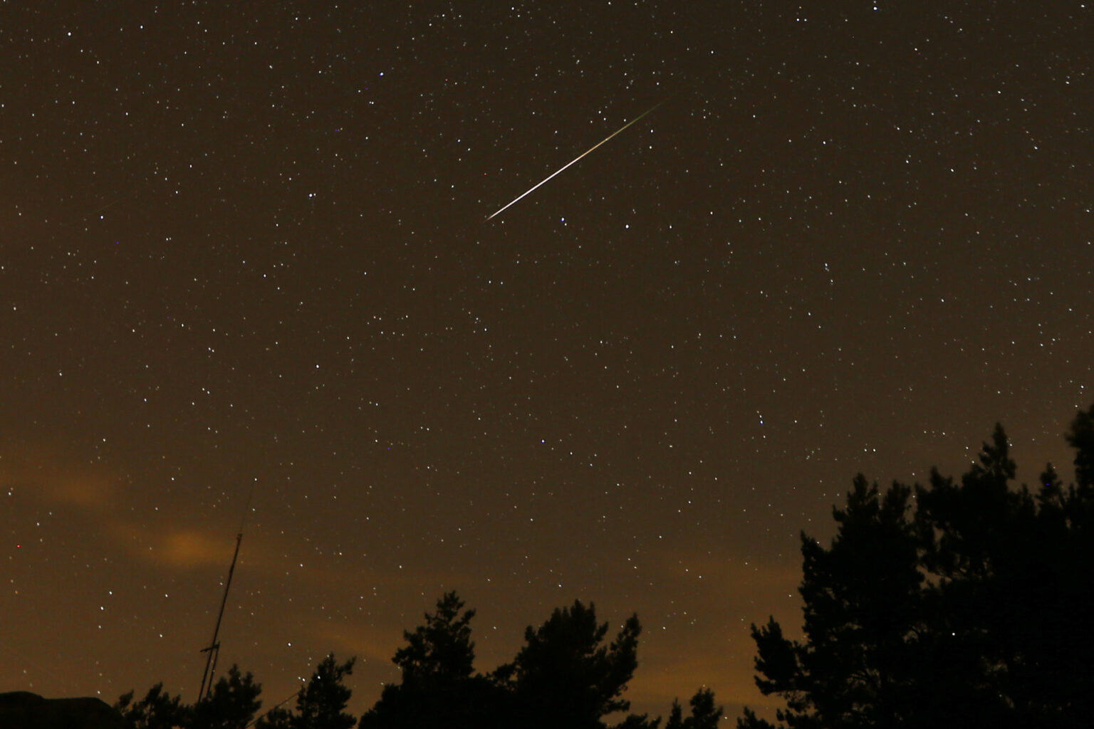 One of the biggest meteor showers of the year peaks this weekend—here's