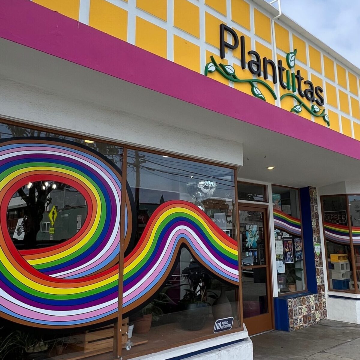 Long Beach plant store owners say tariffs, slower sales may force them to close