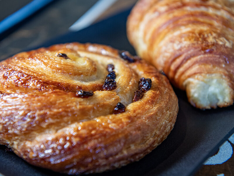 DoLy’s Delectables has quietly baked some of Long Beach’s best pastries for 15 years