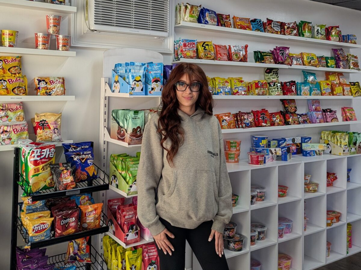 This new convenience store wants to be Long Beach’s hangout for instant ramen lovers