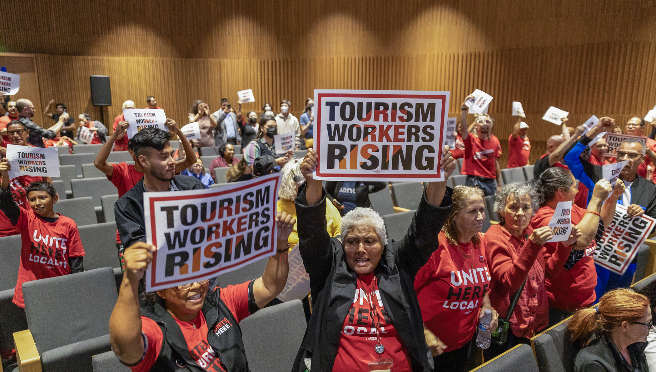 City Council sends minimum wage hike for hotel workers to voters • Long  Beach Business Journal