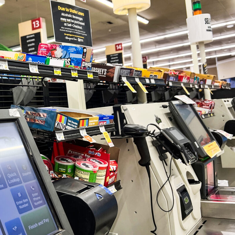 Long Beach City Council votes to mandate more staffing at self-checkout lanes
