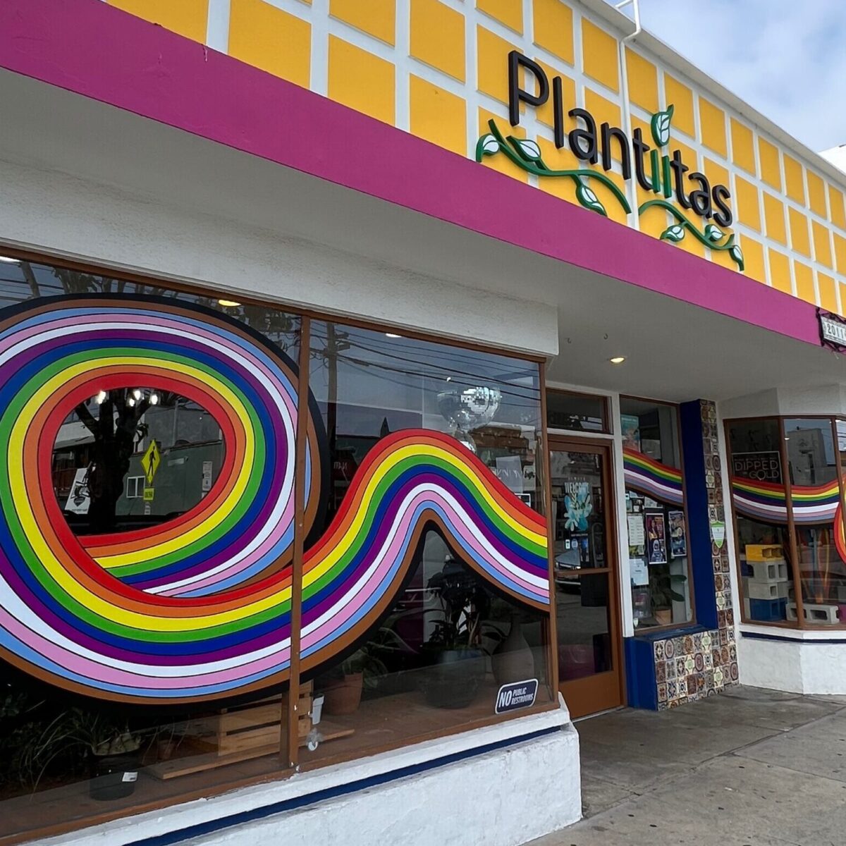 Long Beach plant store owners say tariffs, slower sales may force them to close