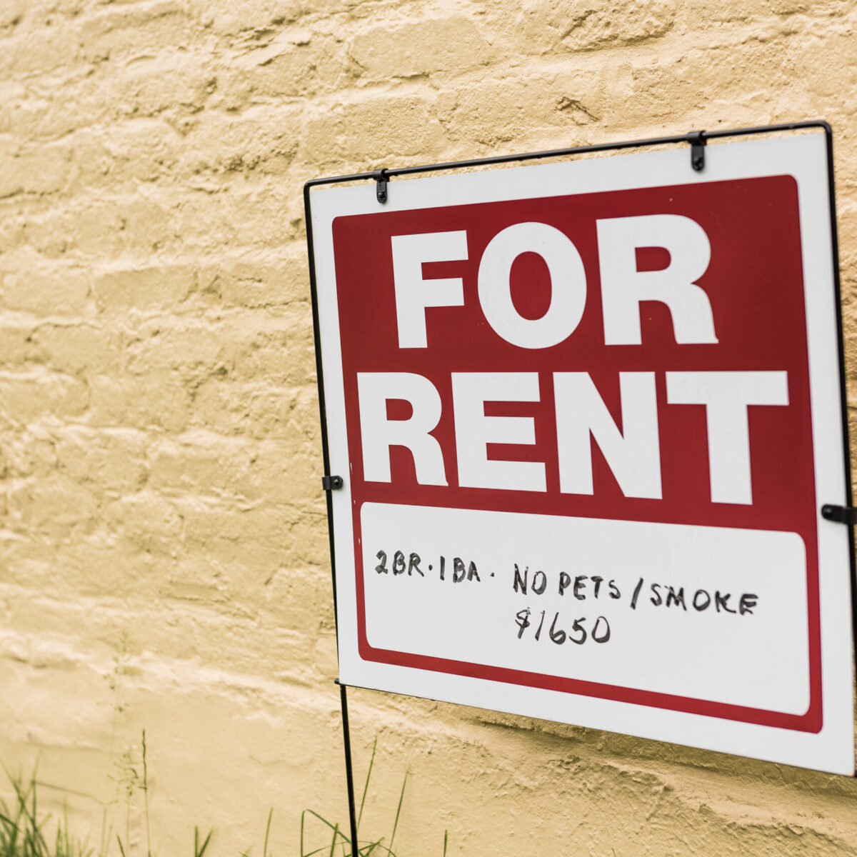 A new California law requires a working fridge in all apartments. LA landlords fought it