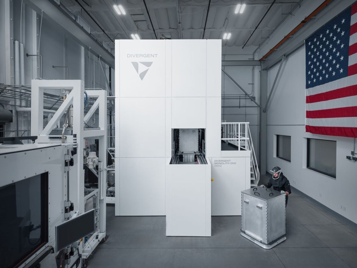 Weapons builder to open missile frame factory in Long Beach